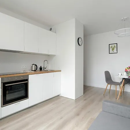 Apartment Nowoczesny Apartament Z Parkingiem By Noclegi Renters